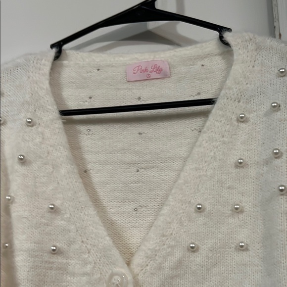 Pink Lily Women's Cream Sweater. Size S - Picture 4 of 7